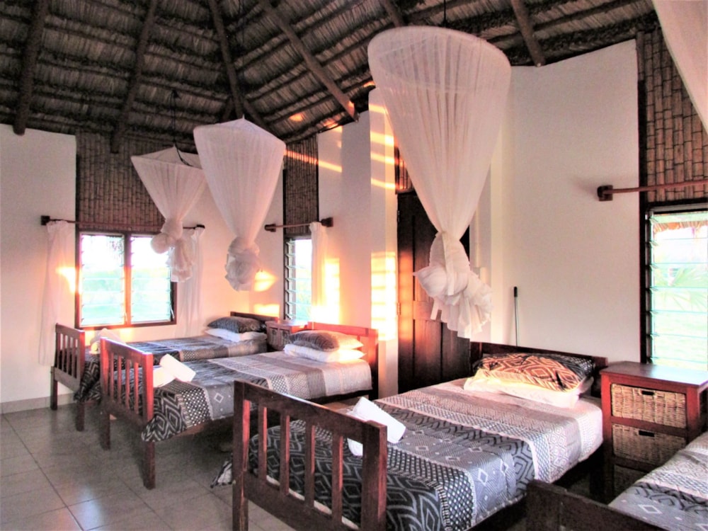 Beach resort for sale in Inhassoro, Mozambique - 3MQ1552992