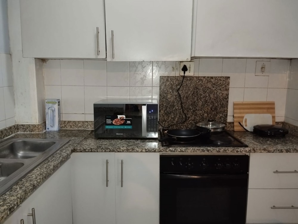Apartment for sale in Glenwood, Durban - 1DA1694438 Apartment for sale in Glenwood, Durban - 1DA1694438