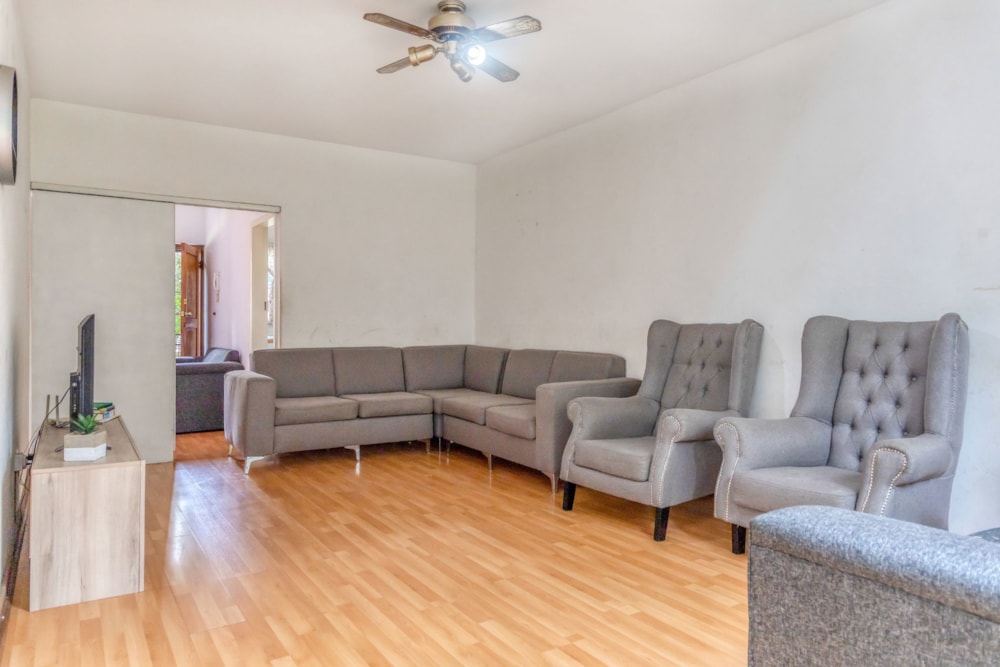 Apartment for sale in Windsor West - RAN1695521