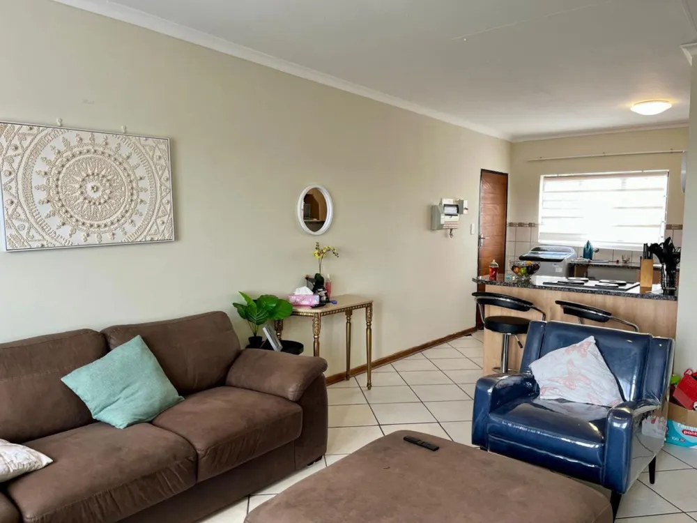 Townhouse for sale in Hillside, Bloemfontein - 1BX1701792
