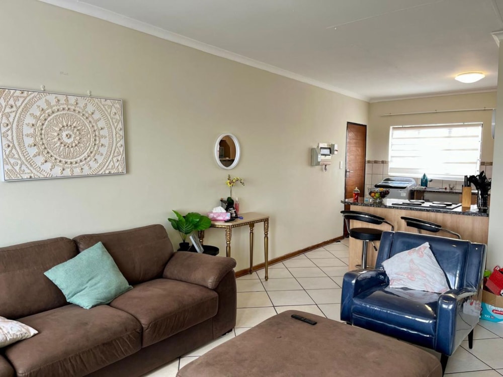 Townhouse for sale in Hillside, Bloemfontein - 1BX1701792 Townhouse for sale in Hillside, Bloemfontein - 1BX1701792