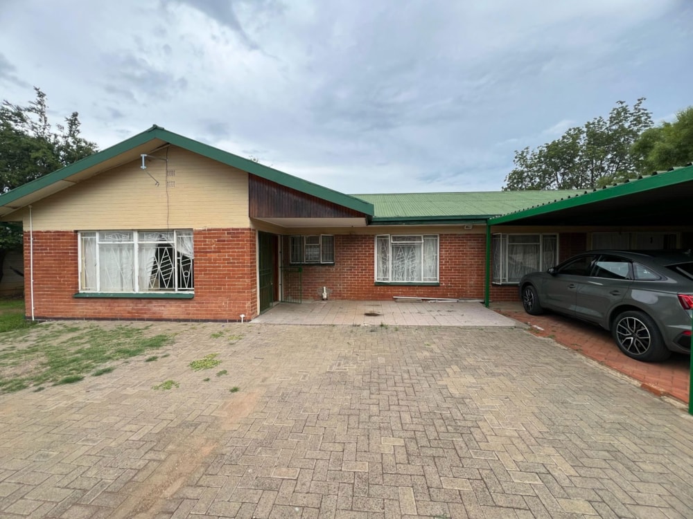 House for sale in Brandwag - 1BX1693071 House for sale in Brandwag - 1BX1693071