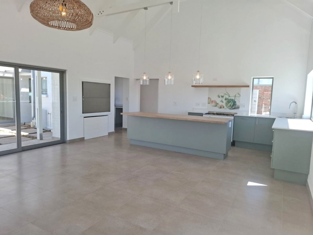 House let in Renosterbos Estate - 1MB1694040 House let in Renosterbos Estate - 1MB1694040