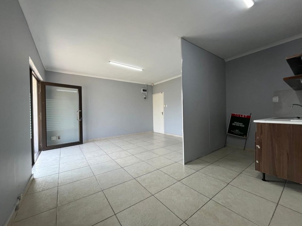 Commercial office let in Panorama, Parow - 1PLA1694366 Commercial office let in Panorama, Parow - 1PLA1694366