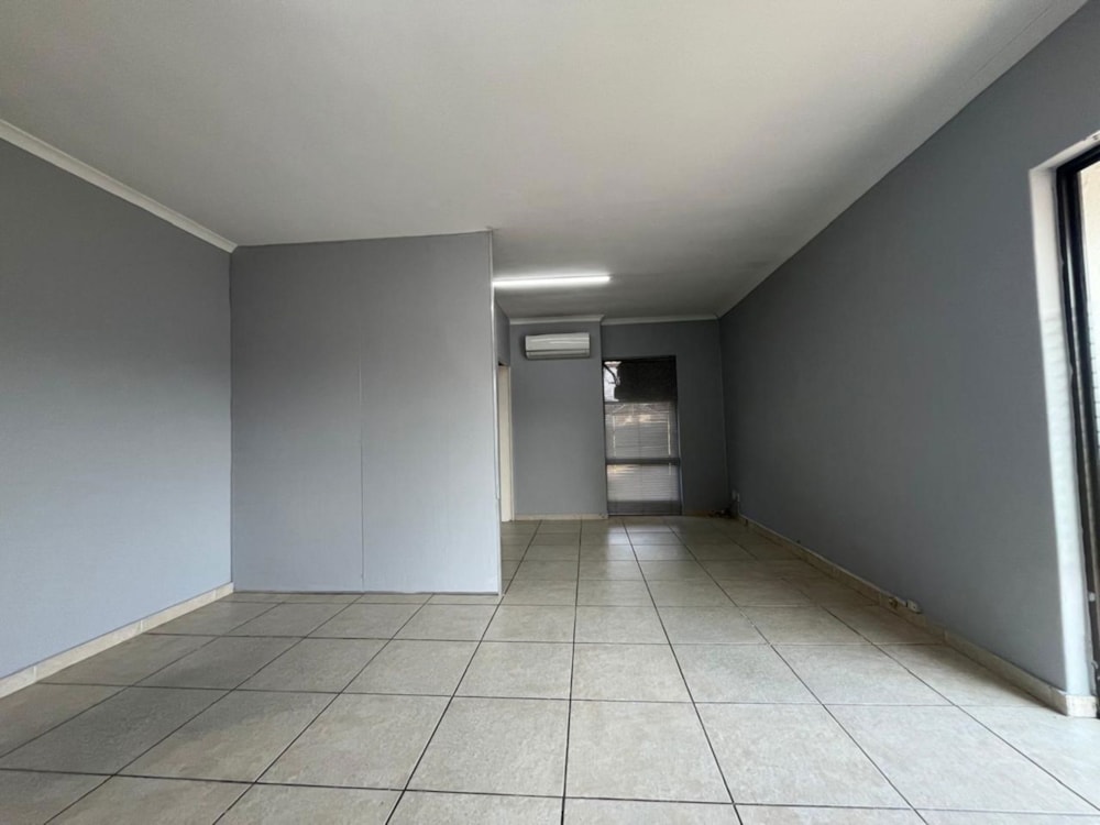 Commercial office let in Panorama, Parow - 1PLA1694366 Commercial office let in Panorama, Parow - 1PLA1694366