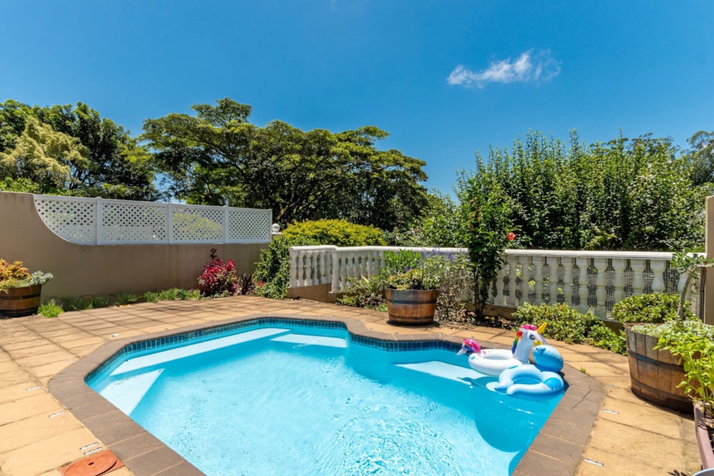 Townhouse for sale in Kloof - 1KF1686654 Townhouse for sale in Kloof - 1KF1686654