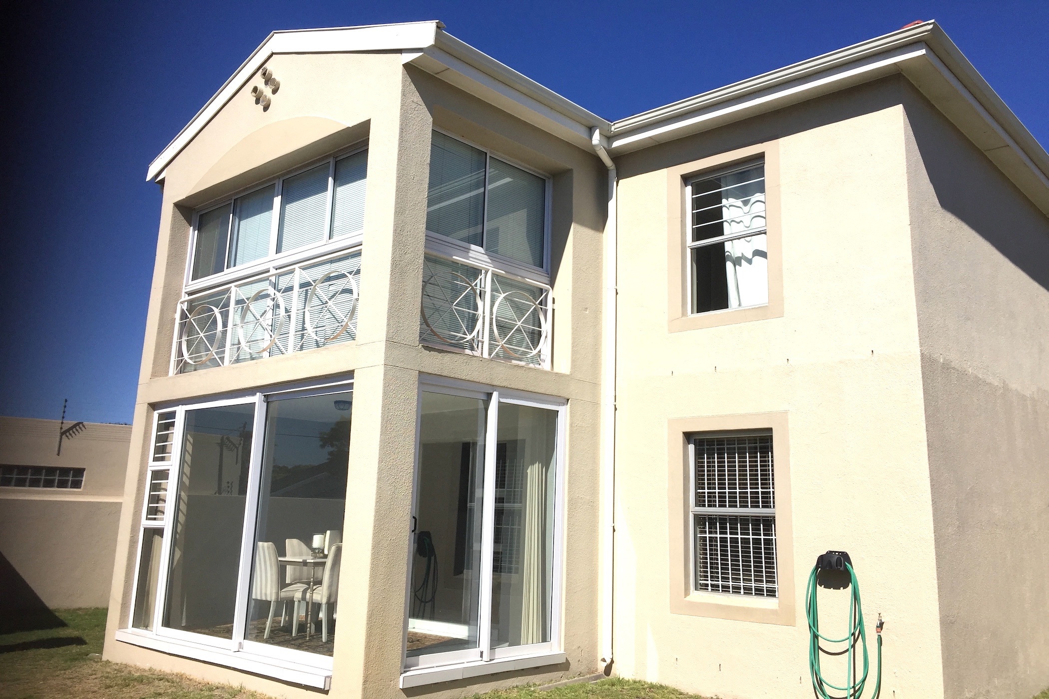 Apartment let in Milnerton - 1TV1693571