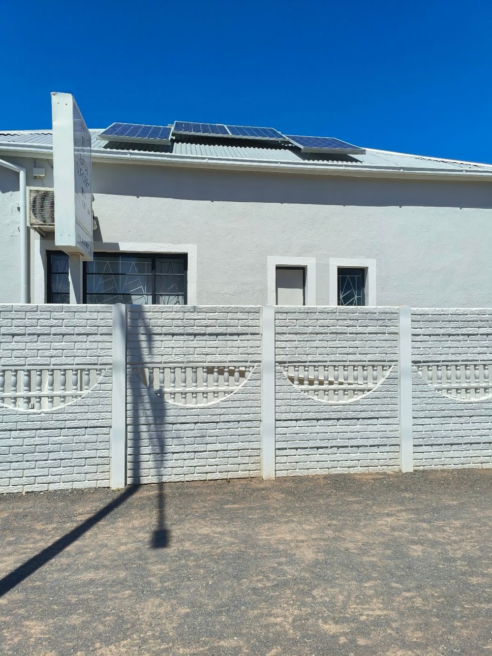 Commercial Building for sale in Beaufort West - 1KK1692945