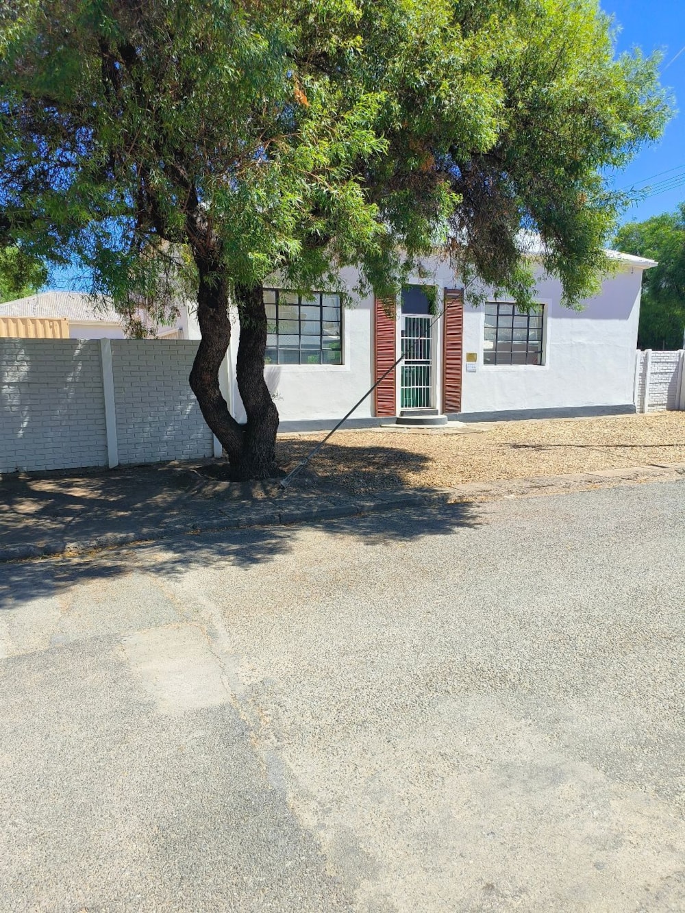 Commercial Building for sale in Beaufort West - 1KK1692945