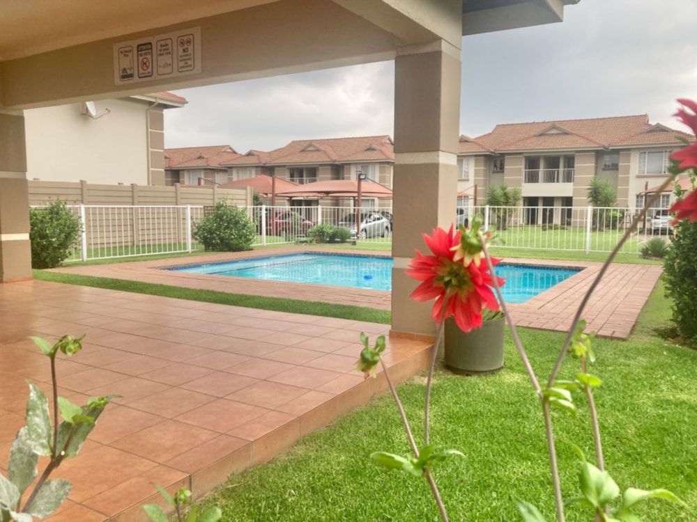 Apartment for sale in Brentwood Park, Benoni - EN1692608