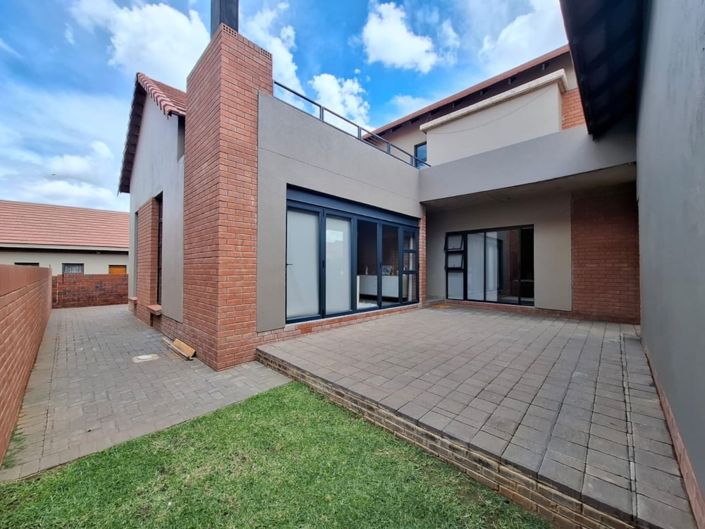 Townhouse for sale in Wild Olive Estate - 1BX1695798