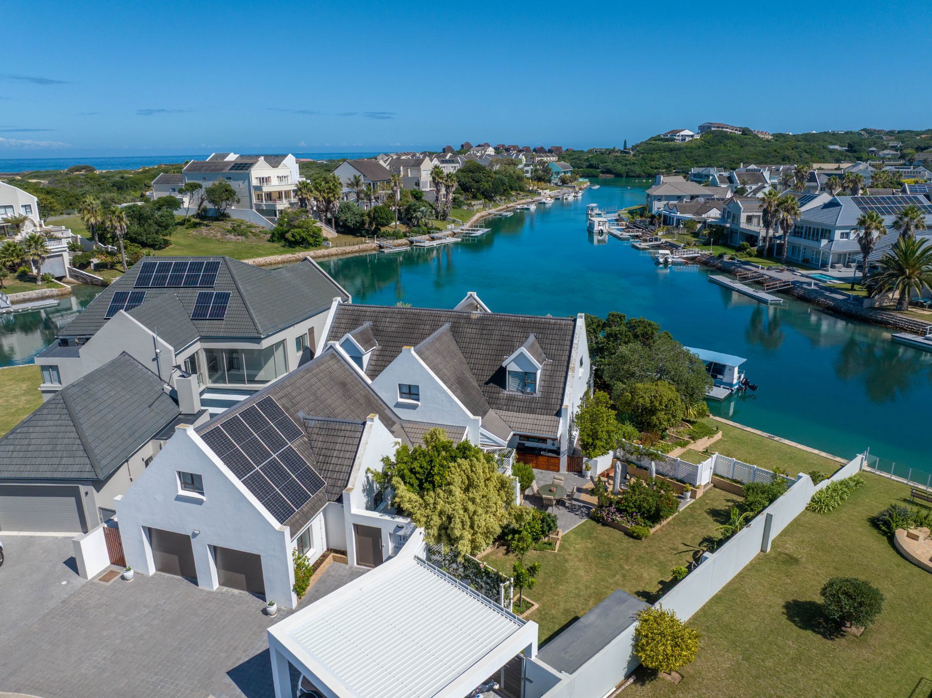 Double-storey house sold in Royal Alfred Marina - 1PF1694372