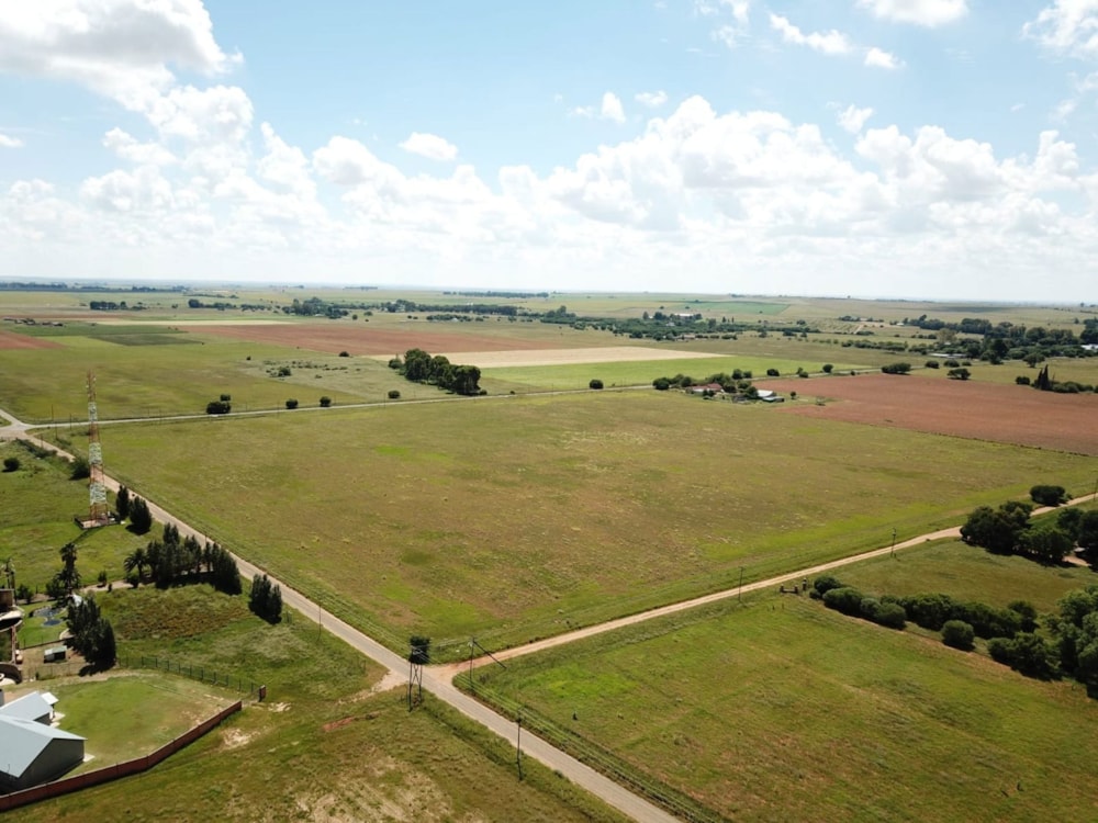 Smallholding for sale in Bains Vlei - 1BX1695924 Smallholding for sale in Bains Vlei - 1BX1695924