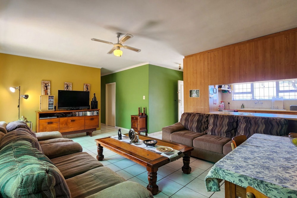 Single-storey house sold in Table View - 1TV1692610 Single-storey house sold in Table View - 1TV1692610