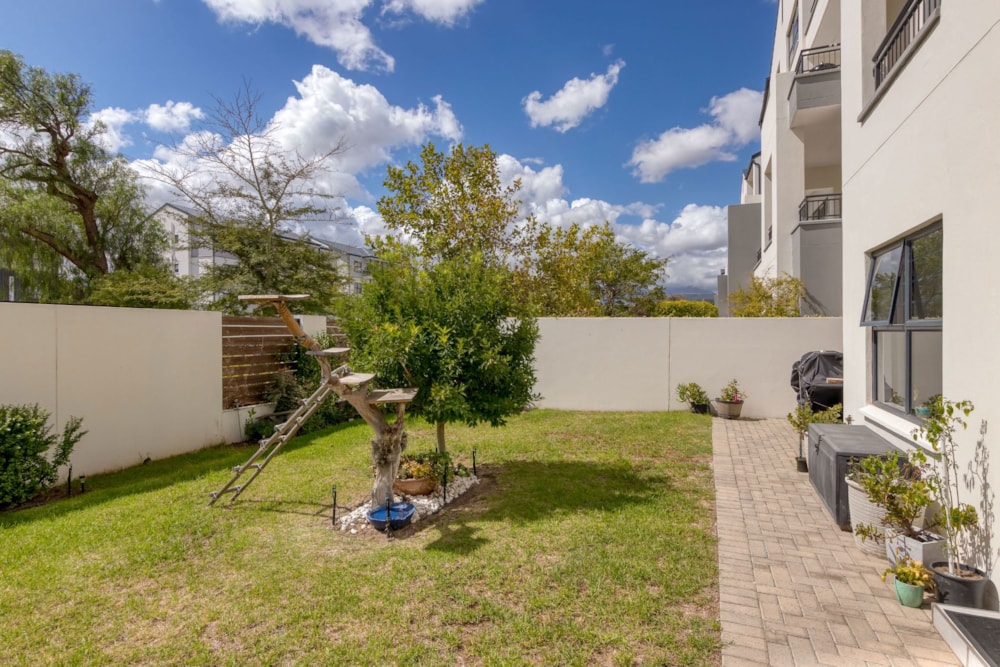 Apartment sold in Paardevlei - SW1695091 Apartment sold in Paardevlei - SW1695091