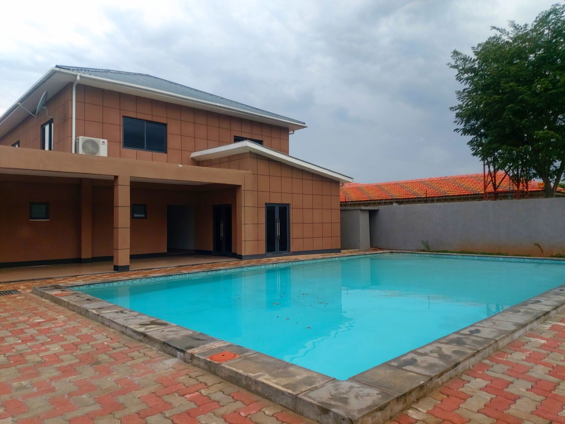 Apartment to rent in Leopards Hill, Zambia - 3ZA1695166