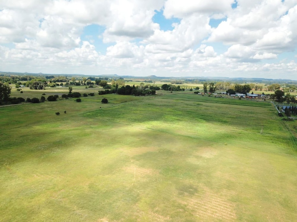 Mixed use farm for sale in Bains Vlei - 1BX1694487