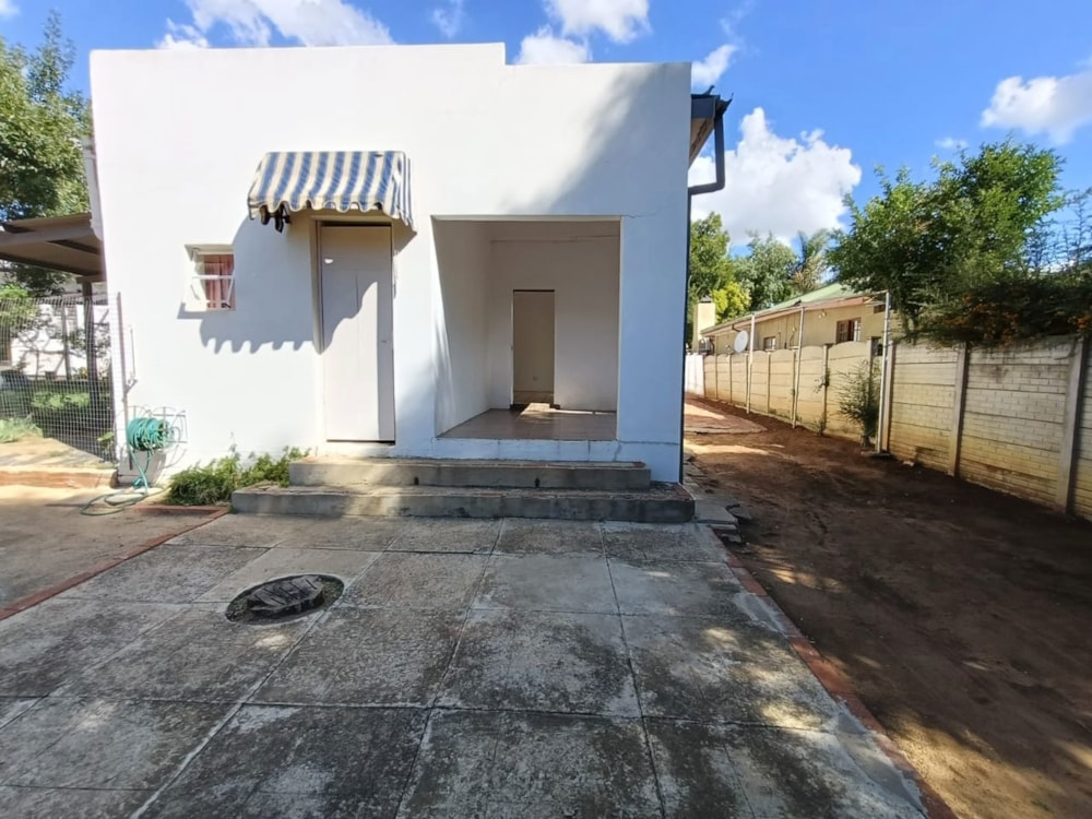 Apartment to rent in Dan Pienaar - 1BX1721762