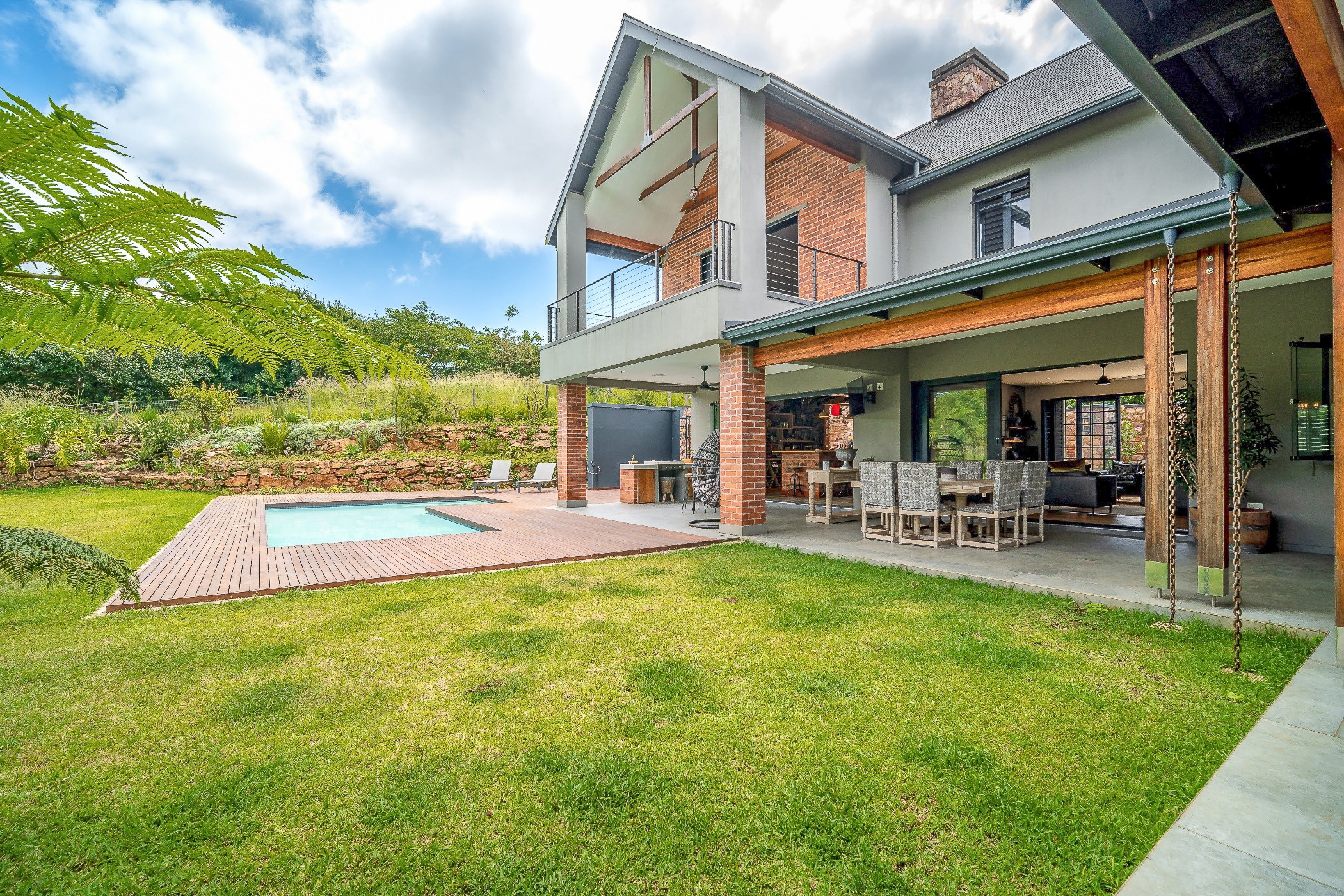 Double-storey house for sale in Cotswold Downs Estate - 1KF1647151