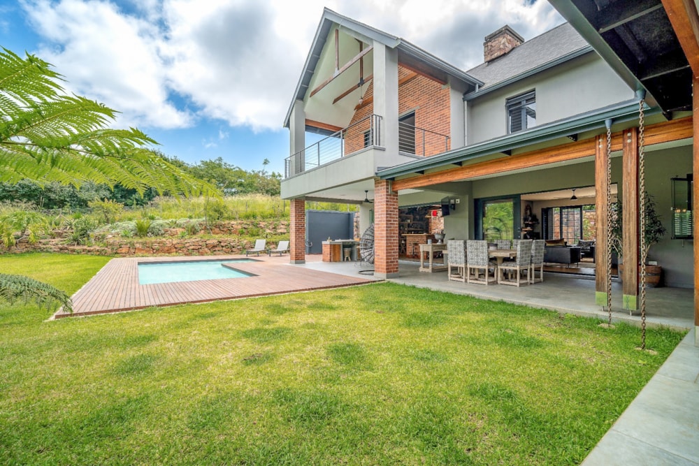 Double-storey house for sale in Cotswold Downs Estate - 1KF1647151 Double-storey house for sale in Cotswold Downs Estate - 1KF1647151