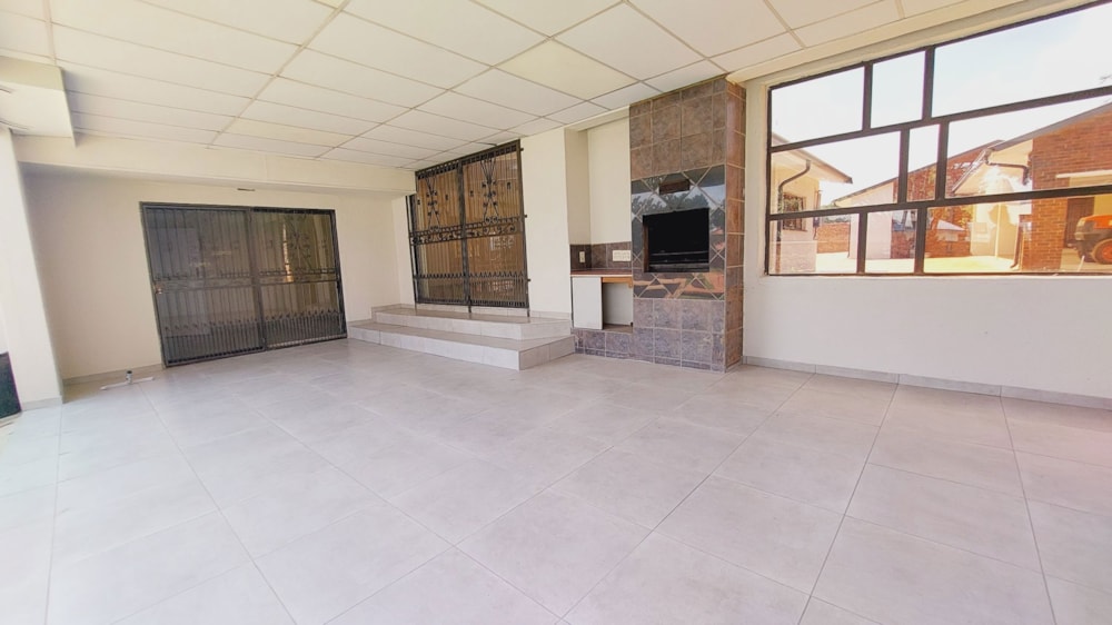 House for sale in Sonneveld - 1BJ1692309 House for sale in Sonneveld - 1BJ1692309