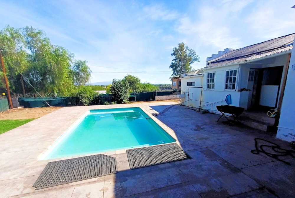 House for sale in Oudtshoorn South - 1OU1655716 House for sale in Oudtshoorn South - 1OU1655716