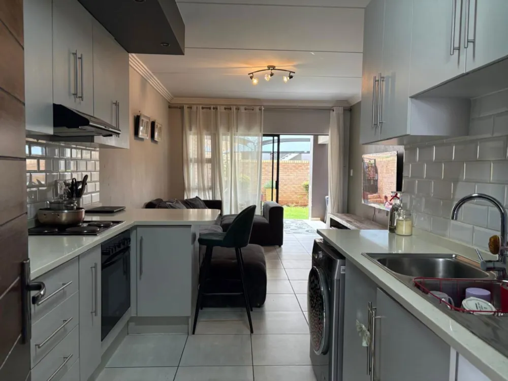 Townhouse for sale in Jansen Park - BOK1694579 Townhouse for sale in Jansen Park - BOK1694579