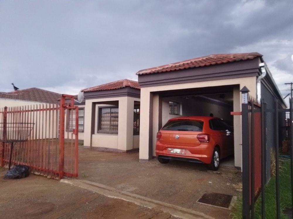House for sale in Bloemspruit - 1BX1694253
