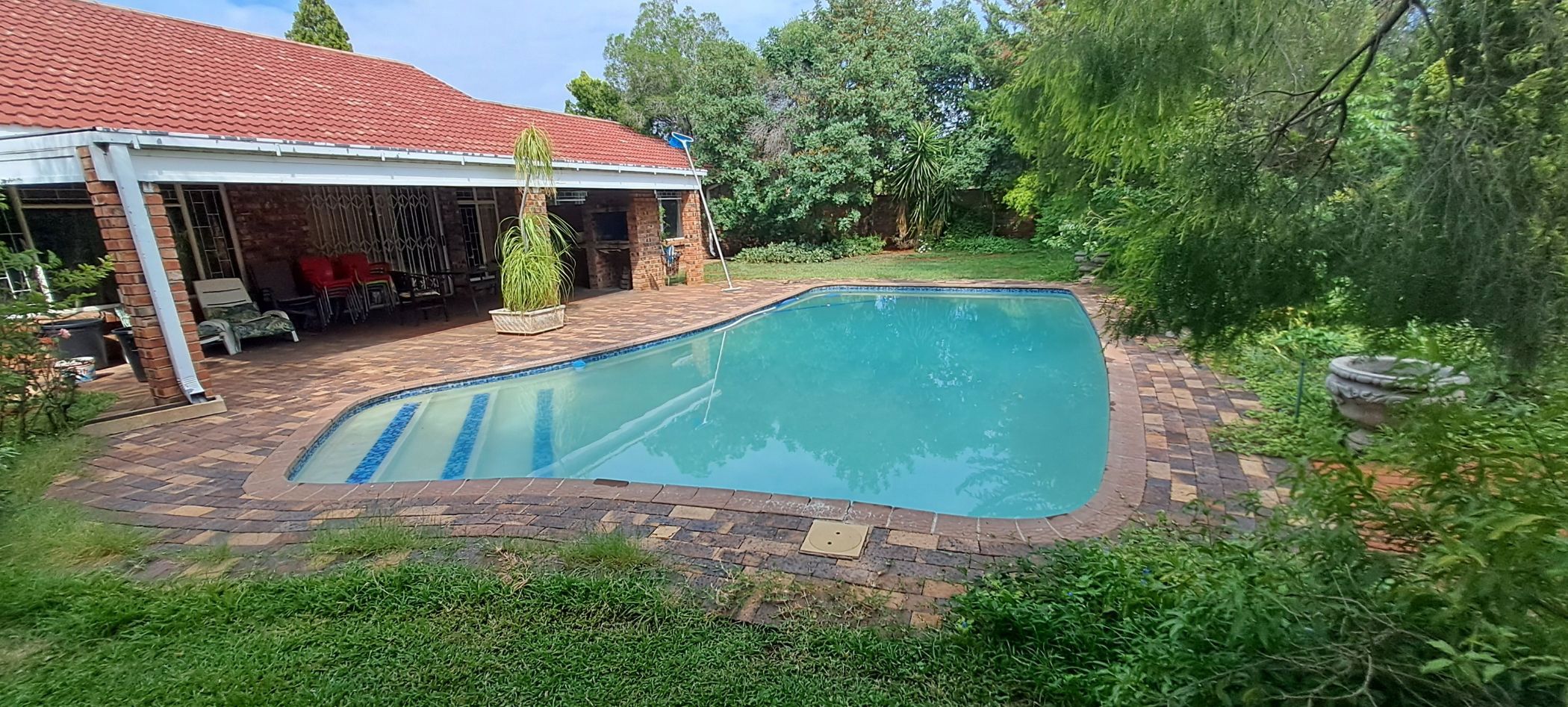 House for sale in Royldene - 1KJ1695357