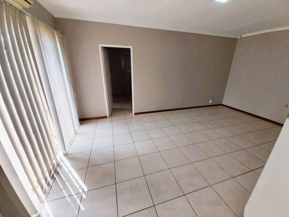 House for sale in Eldoraigne - CN1669245 House for sale in Eldoraigne - CN1669245