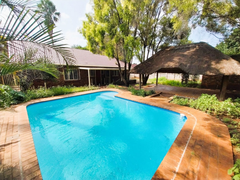 House for sale in Eldoraigne - CN1669245 House for sale in Eldoraigne - CN1669245