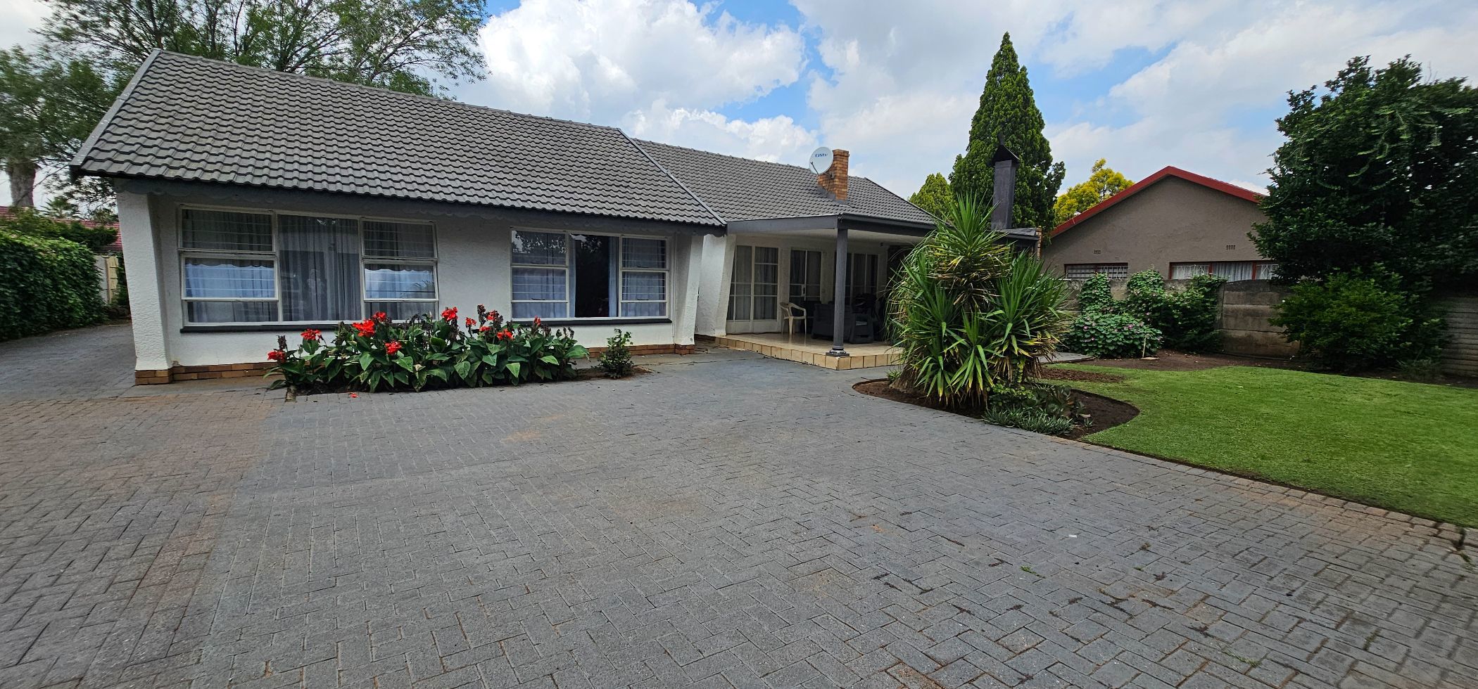 House for sale in Three Rivers North - 1VT1695338