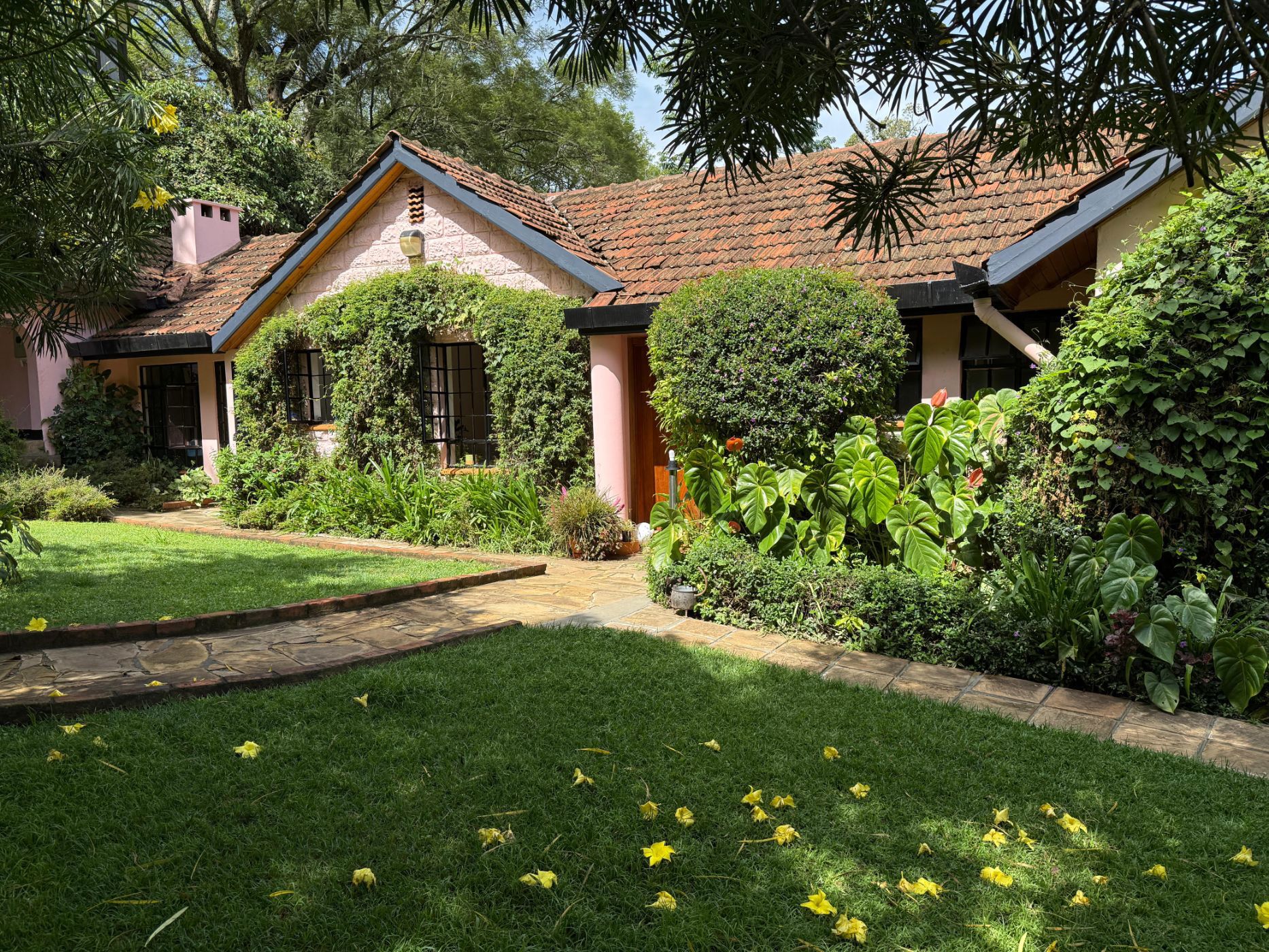 Vacant land sold in Muthaiga, Kenya - 3KE1705953