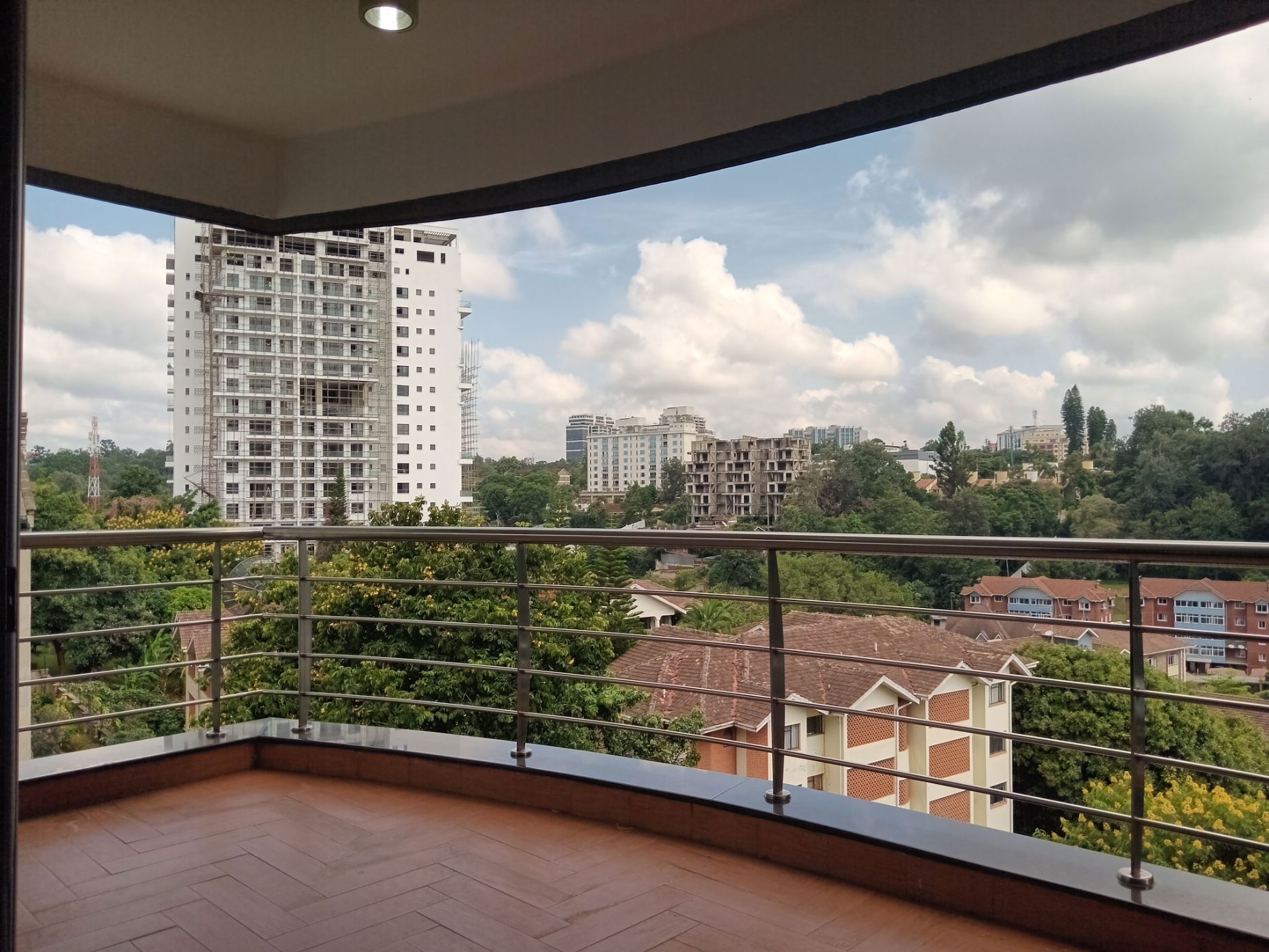 Apartment let in Riverside, Kenya - 3KE1696286