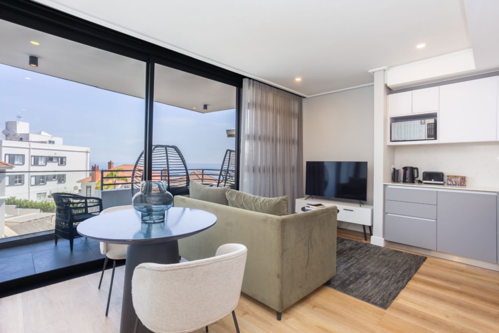 Apartment sold in Bantry Bay - AS1687825 Apartment sold in Bantry Bay - AS1687825