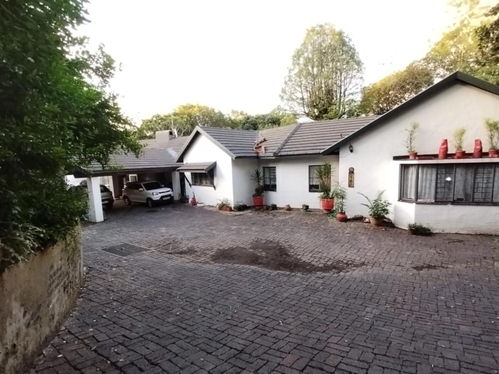 House for sale in Bramley - BED1688141