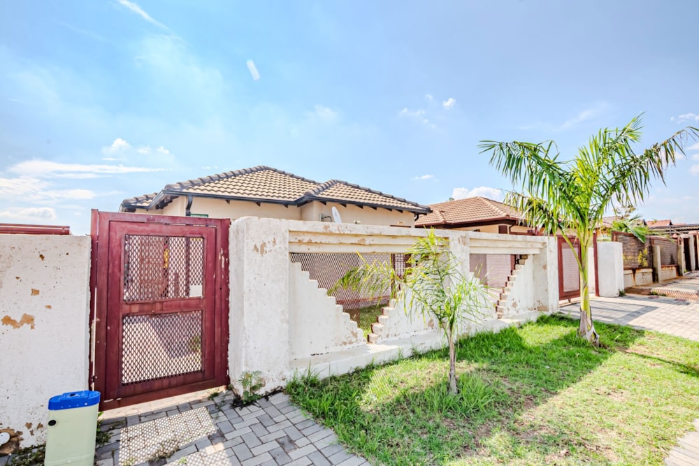 House for sale in Soshanguve East - PTM1689169