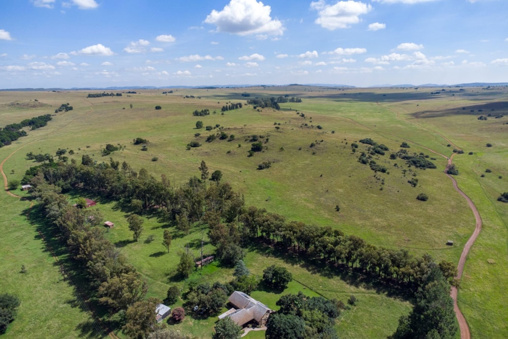 Game farm for sale in Sterkfontein - 1KR1694665 Game farm for sale in Sterkfontein - 1KR1694665