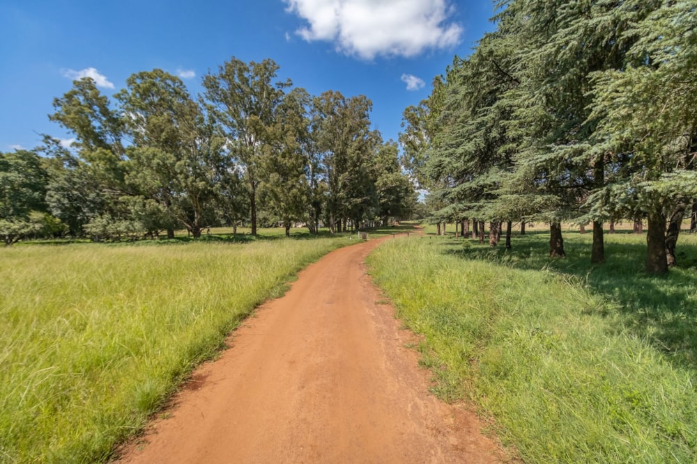 Game farm for sale in Sterkfontein - 1KR1694665 Game farm for sale in Sterkfontein - 1KR1694665
