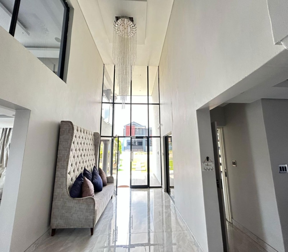 Double-storey house for sale in Bendor - 1PS1691136 Double-storey house for sale in Bendor - 1PS1691136