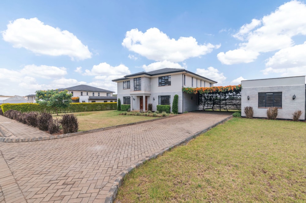Double-storey house for sale in Tigoni, Kenya - 3KE1742181 Double-storey house for sale in Tigoni, Kenya - 3KE1742181