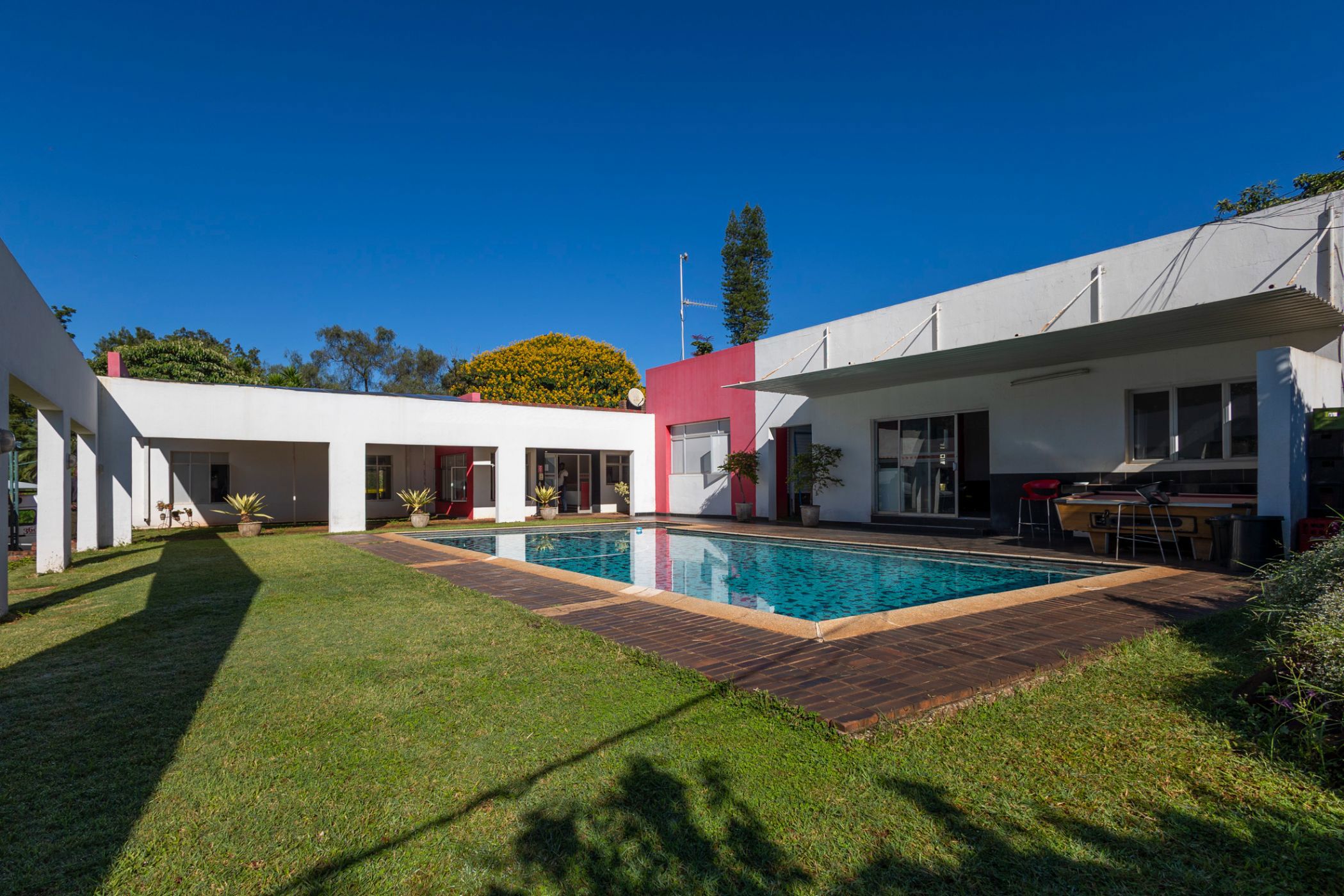 Commercial office for sale in Harare, Zimbabwe - 3ZB1693596