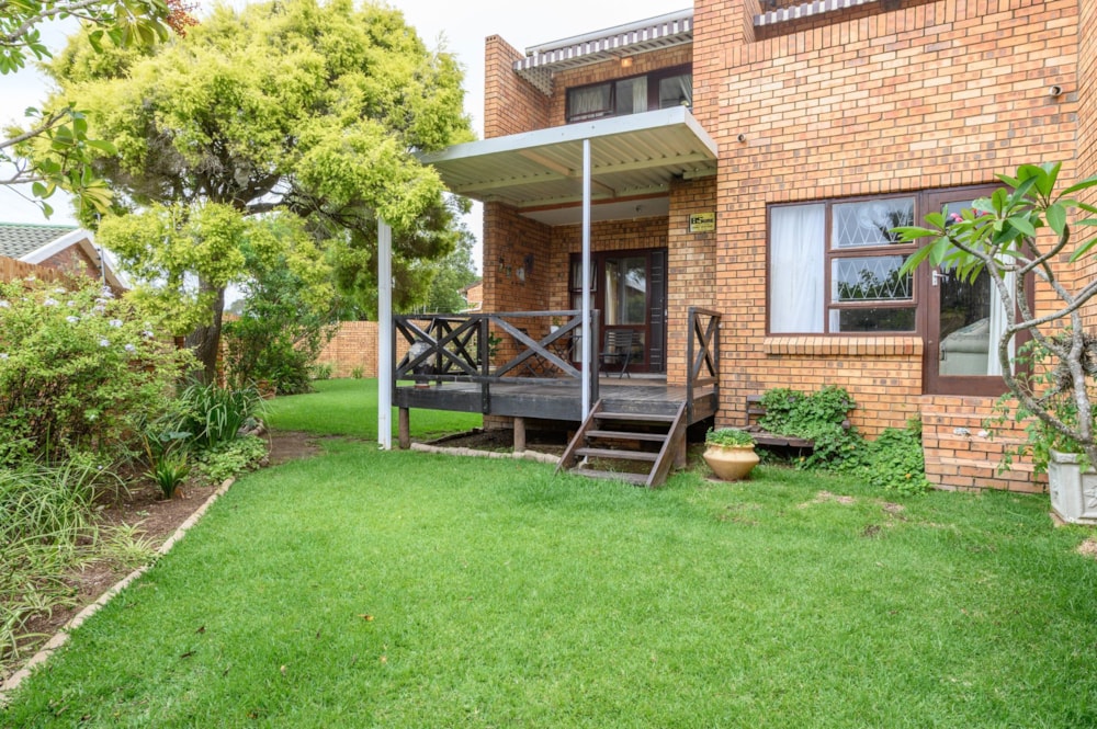 Townhouse sold in Springfield, Port Elizabeth, Gqeberha - 1PLZ1692140