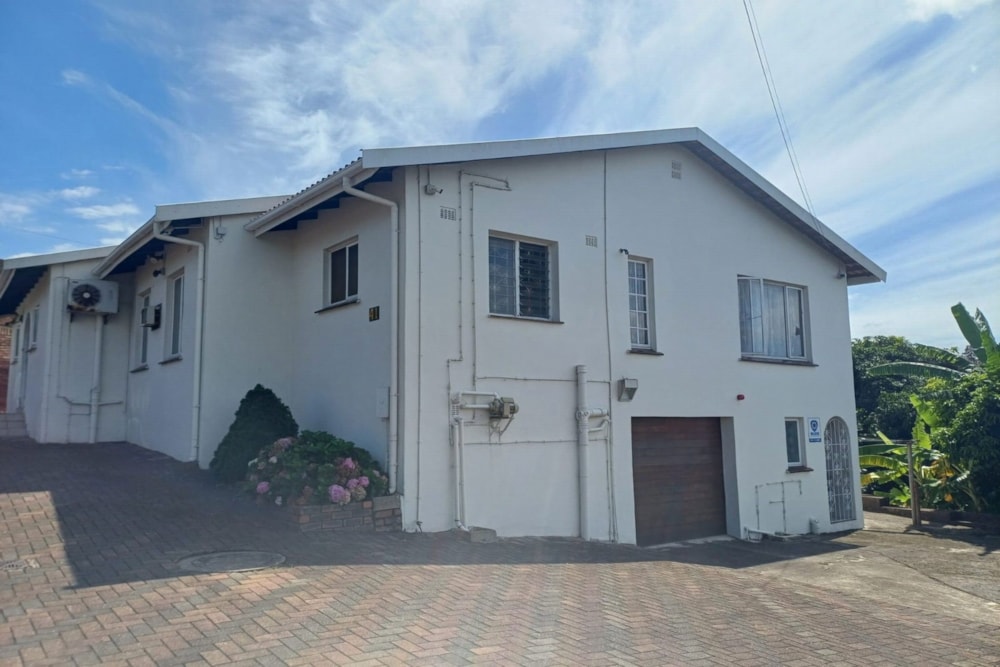 House for sale in Chatsworth, KwaZulu-Natal - 1WB1694311 House for sale in Chatsworth, KwaZulu-Natal - 1WB1694311