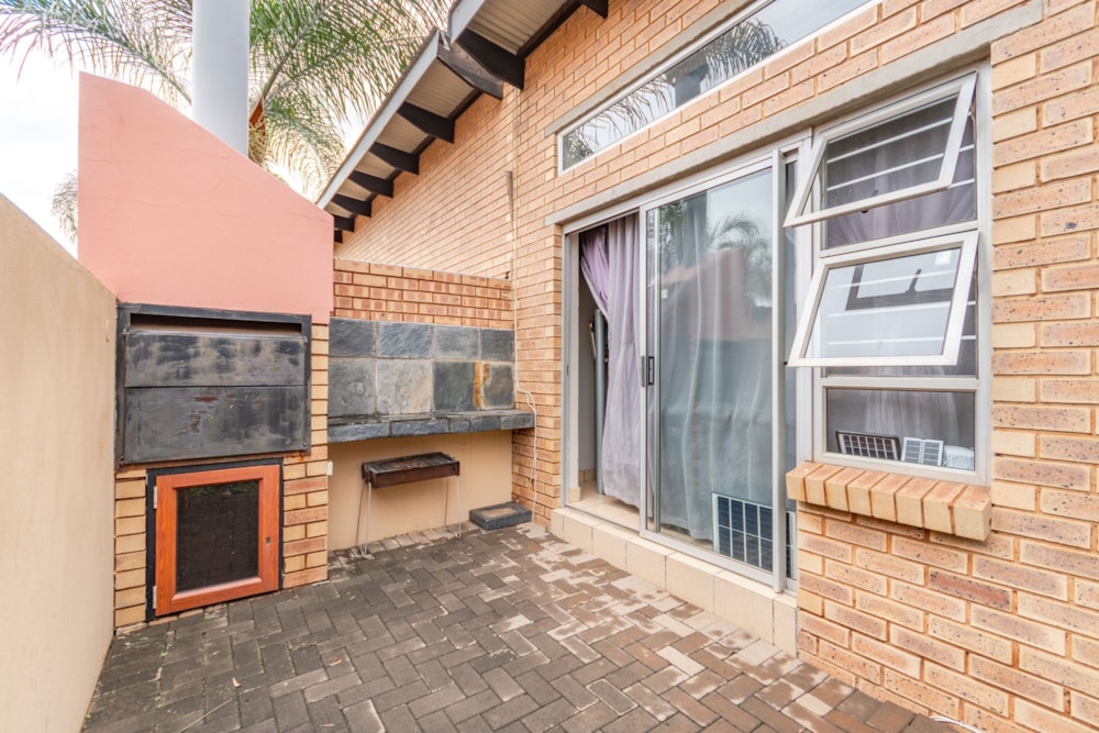 Townhouse for sale in Glen Marais - KTP1694163