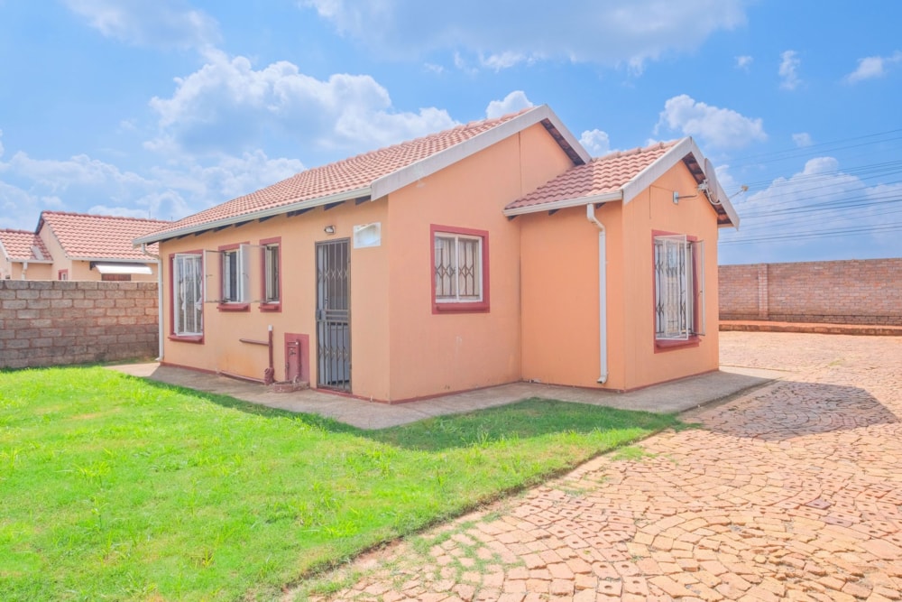 House sold in Protea Glen - RDT1692377 House sold in Protea Glen - RDT1692377