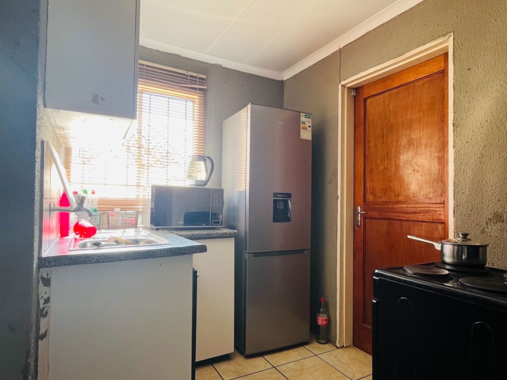 House for sale in Beverley Hills, Evaton - 1VT1692600 House for sale in Beverley Hills, Evaton - 1VT1692600