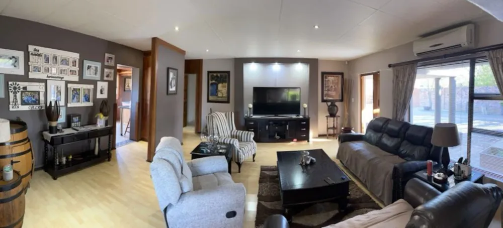 House for sale in Vryburg - 1RN1692635 House for sale in Vryburg - 1RN1692635