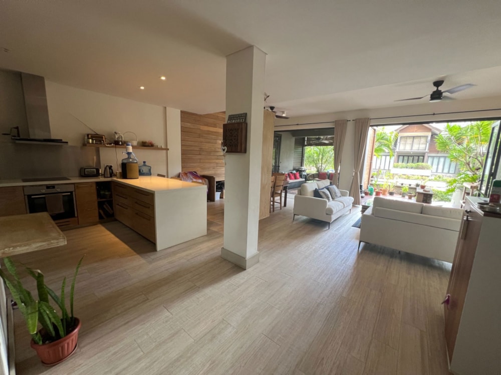 Double-storey apartment for sale in Black River, Mauritius - MUR1692646