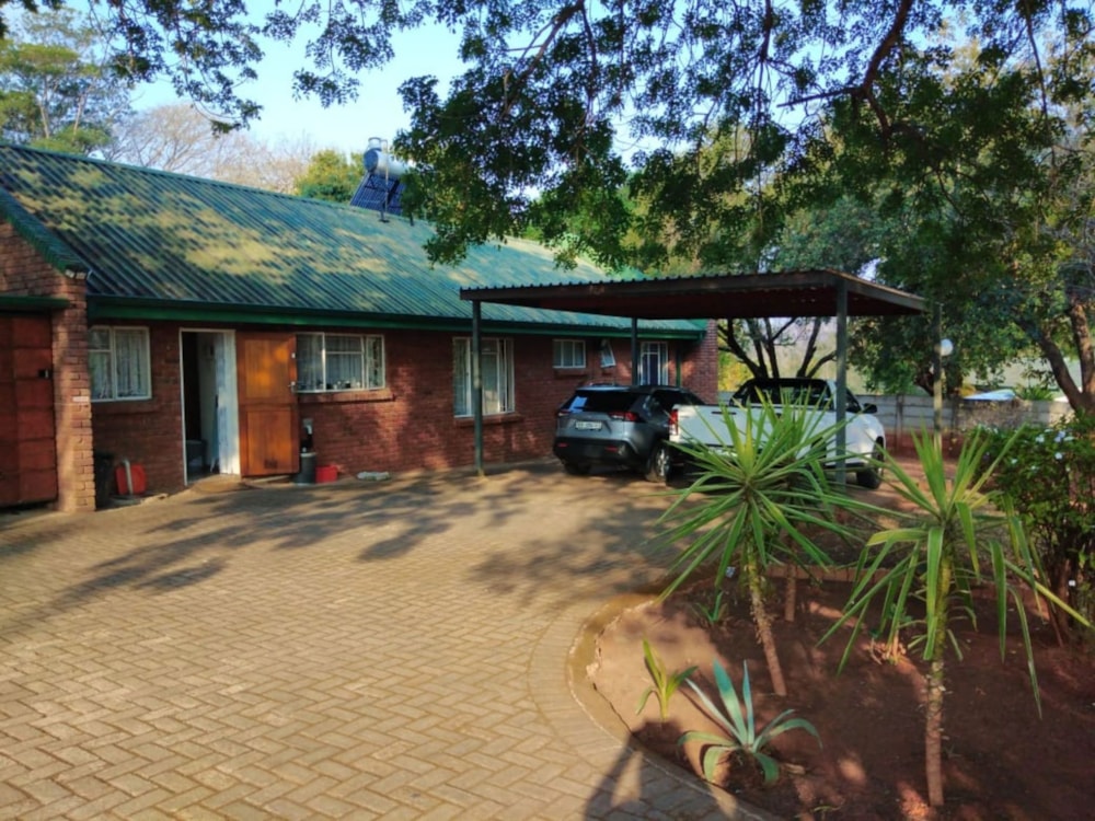 Smallholding for sale in Tzaneen, Limpopo Province - 1TA1692886